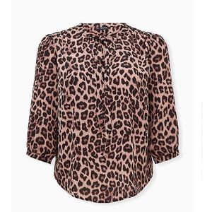 TORRID LEOPARD GEORGETTE TIE NECK BLOUSE Size 2X